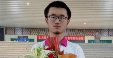 李泽城 生物奥赛银牌